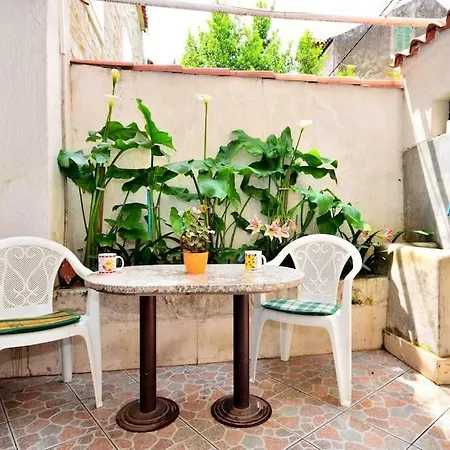 Paradise Holiday Apartment